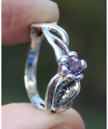 STERLING SILVER &amp; AMETHYST ladies ring band .925 size 8 ESTATE SALE! - €29,82 EUR