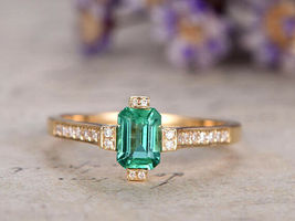 2.5ct Green Emerald Cut Solitaire with Round Diamond Ring 14k Yellow Gold Finish - £72.41 GBP