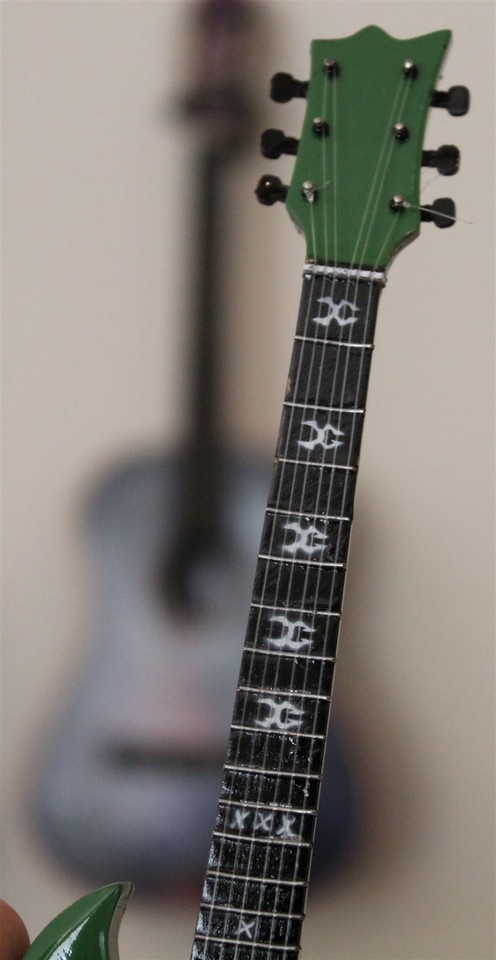MAX CAVALERA (Sepultura)ESP Brazilian Flag MC600 LTD1:4 Scale Replica Guitar~New Item image 4
