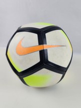 Nike Pitch Soccer Ball Football 17/18 Size 4 Green/Yellow Preowned - £19.56 GBP