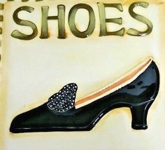 American Atelier At Home Plaque 5472 Earthenware Shoes 9&quot; Sq Decor - £9.73 GBP