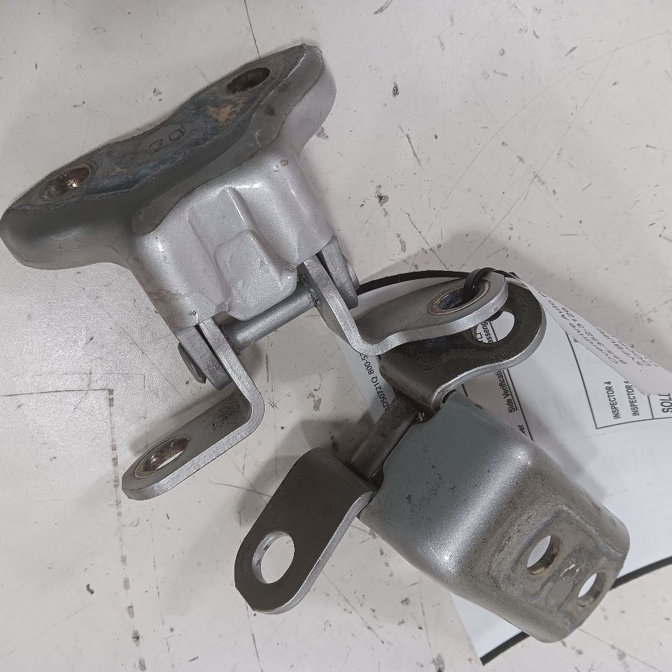 Toyota Corolla Door Hinge Set Right Rear Passenger  2019 2018 2017 Item image 2