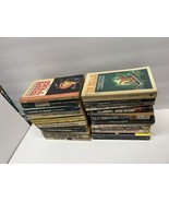 Paperback Book Lot Of 22 1950s-70s Le Guin Orwell H. G. Wells  SCI FI-FA... - £31.13 GBP