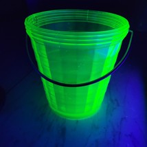 Anchor Hocking Uranium Green Glass Block Optic Ice Bucket Circa 1930&#39;s 5... - £38.82 GBP
