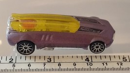 Diecast Car Hotwheels Whip Creamer 2002 Purple &amp; Yellow Sliding Window - $4.95