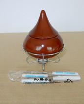 Hershey&#39;s Kisses ceramic fondue pot never used original forks in orig. packaging - £15.64 GBP