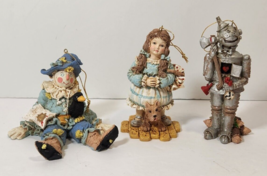 Smithsonian Institute Wizard of Oz Scarecrow Tin Man Dorthy Ornament 1 Damaged - £16.13 GBP