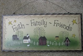 2476FFF-Faith Family Friends Wood Hanging Sign  - £5.46 GBP