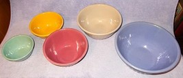 Vintage Watt Oven Ware Colored Bowl Set of 5 Greek Roman Pattern - £117.20 GBP
