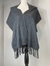 Dockers Scarf Made In Italy 100% Acrylic 62” X 12” Beautiful Gray Color - £8.58 GBP