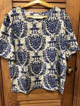 Floral Print Blouse, Vintage Crew Neck Short Sleeve Blouse, - $10.00