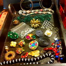 &#39;80s vintage jewelry repurpose~wear or repair - £30.97 GBP