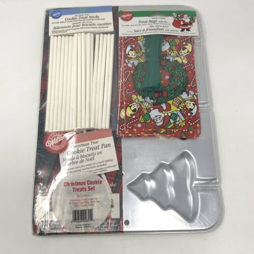 Wilton Christmas Tree Cookie Treats Set with Sticks and Treat Bags Vintage 1998 - $24.69