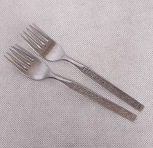 Oneida Spanish Court Salad Forks 2 Stainless Steel 6.25&quot; - £10.31 GBP