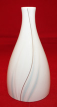 Royal Doulton Impressions Gerald Gulotta Willow Wisp Bud Flower Vase Eng... - $28.94