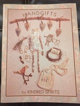 Handgifts Folk Style Inspired Stitch Embroider Projects Kindred Spirits Quilts - $18.99