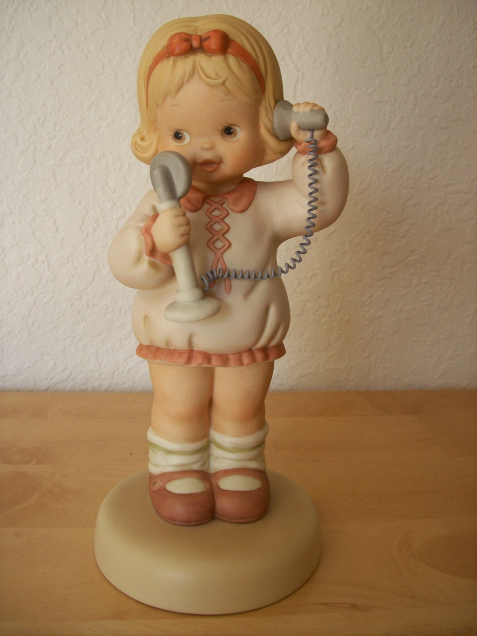 Primary image for 1991 Memories of Yesterday Enesco “I’m So Happy You Called” Tall Figurine.