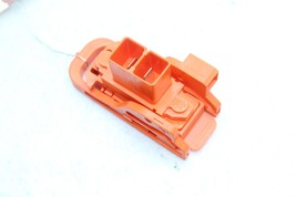 04-09 TOYOTA PRIUS BATTERY CUT OFF SWITCH SERVICE PLUG E6026 image 4