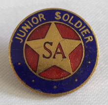 JUNIOR SOLDIER SA LAPEL PIN VINTAGE ANTIQUE MILITARY STAR BUTTON METAL WEAR - £18.37 GBP