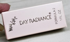 Mary Kay Day Radiance Light Beige Formula 2 Foundation  1 oz - £23.23 GBP