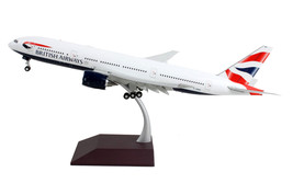Boeing 777-200ER Commercial Aircraft w Flaps Down British Airways White w Stripe - £125.20 GBP