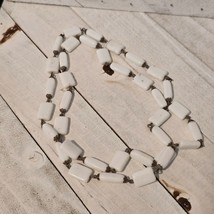 Vintage Milk Glass Bead Chain Necklace - $364.88 MXN