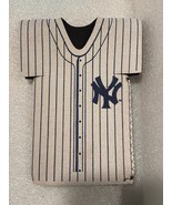 New York Yankees Bottle Koozie *Pre-Owned/Loose/Nice Condition* dd1 - $10.92 CAD