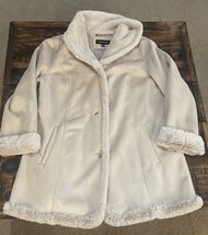 Jones New York Womens Coat Size XL SUPER SOFT interior Material Cream Color - $34.60