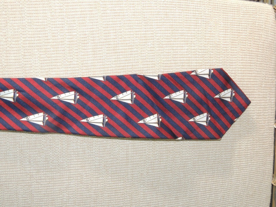 Two Class Club Italy Neck Tie/Necktie planes sailboats 56-57"x3" NARROW Vintage Item image 6