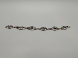 Liz Claiborne Silvertone Blue Stone Bracelet Marked 7.5&quot;L - £5.50 GBP
