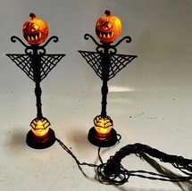 Lemax Spooky Town 2013 SPIDERWEB JACK O&#39;LAMP POST #34622 - Village Acces... - £19.88 GBP