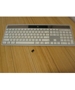 Logitech K750 Wireless Solar RechargingRechargiKeyboard for Mac or PC Si... - $1,061.70 MXN