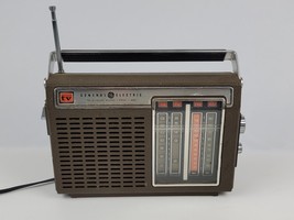 Vintage GE General Electric Sound AM/FM Radio Model 7-2930C Tested Working - £18.94 GBP