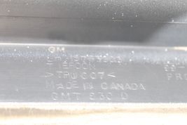 01-06 GMC YUKON DENALI REAR LEFT DRIVER SIDE DOOR MOLDING E5045 image 11