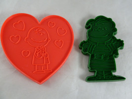 Vintage Cookie Cutters Heart Charlie Brown &amp; Peanuts Linus by Hallmark - £7.58 GBP