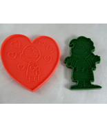 Vintage Cookie Cutters Heart Charlie Brown & Peanuts Linus by Hallmark - £7.75 GBP