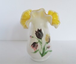 Vtg yellow &amp; white art glass ruffle edge vase hand painted flower details - £19.97 GBP