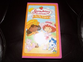 Strawberry Shortcake - Play Day Surprise (VHS, 2005) EUC - £14.83 GBP