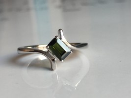 A beautiful ring is made in octagen shape natural green tourmaline in 92... - $115.00