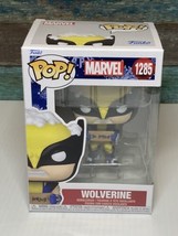 Funko Pop! Marvel Holiday WOLVERINE W/ SIGN #1285 Holiday Special Christmas - £7.97 GBP