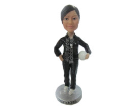 Custom Bobblehead Female Coach Giving Some Instructions To The Team - Sports &amp; H - £71.12 GBP