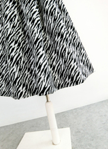 Women Black Zebra Pattern Pleated Midi Skirt Winter Wool Pleat Midi Party Skirt image 8