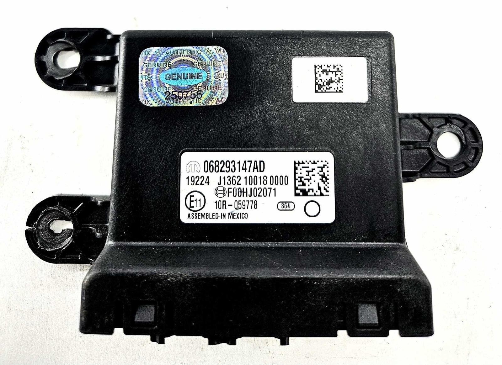 2017-2019 Chrysler 300 Driver Assist Park Assist Module OEM 068293147AD ...