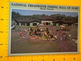 Postcard  Hayward WI Freshwater Fishing Hall Postcard - $4.99