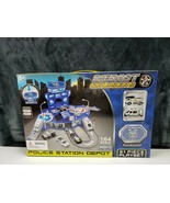 Diecast Cruisers Police Station Depot NIB - €28,07 EUR