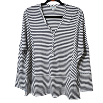 Sundance Shirt Medium Raw Edge/Exposed Seam White Stripe V-Neck Seashell... - $25.95