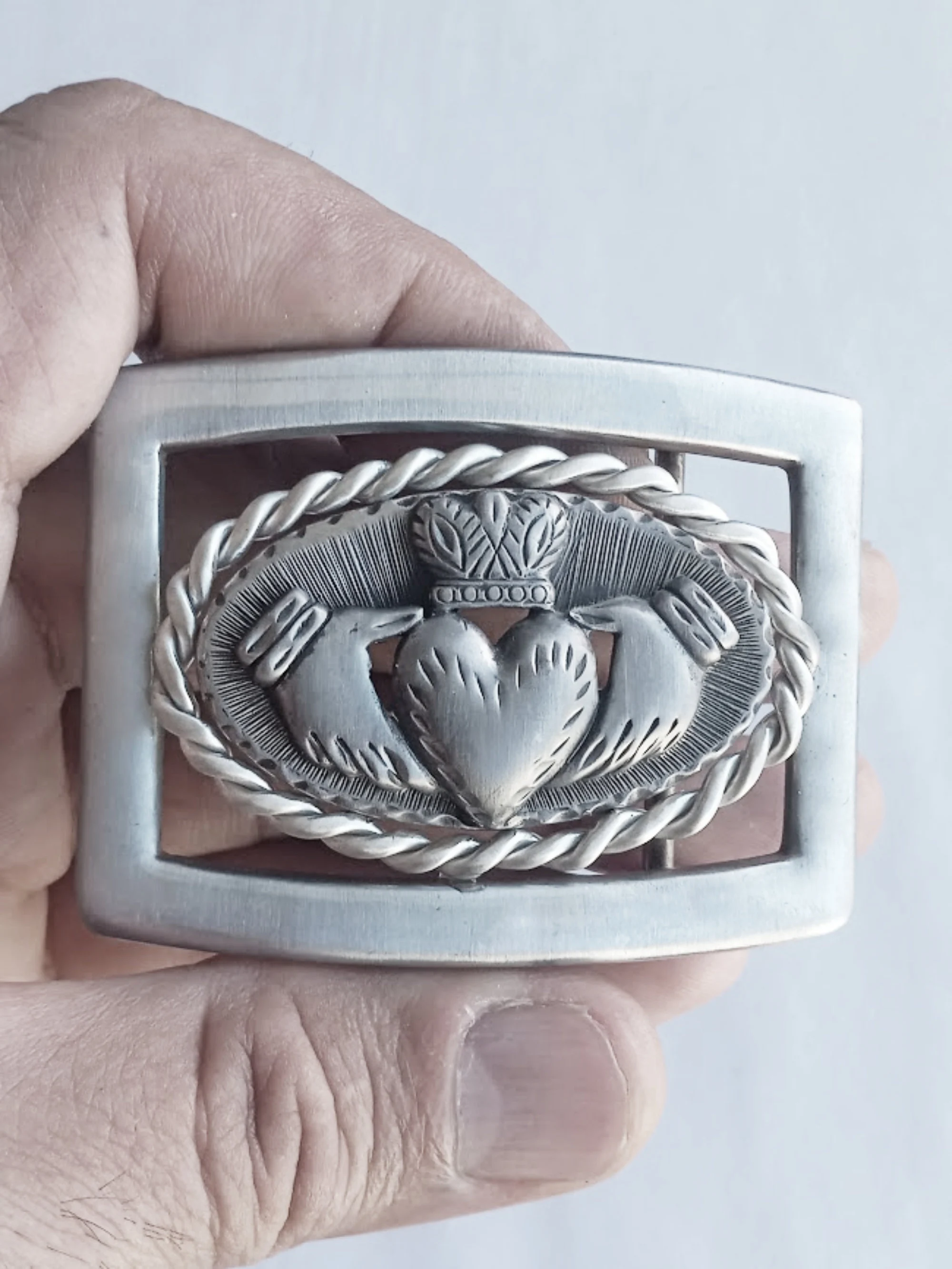 Sterling silver belt buckle Celtic Claddagh design .925 stamped - €336,08 EUR