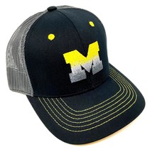 Michigan Wolverines Gradient Fade M Logo Flat Bill Mesh Trucker Snapback Hat - £16.82 GBP