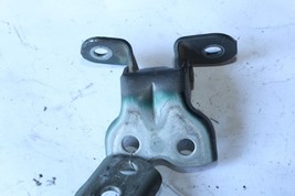 2001-2003 TOYOTA PRIUS FRONT LH DRIVER SIDE UPPER AND BOTTOM DOOR HINGES K4005 image 2