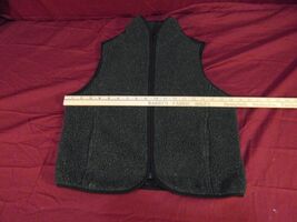 G.H. Bass &amp; Co. Zip Up Vest ~ NM 13473 - $17.03 CAD